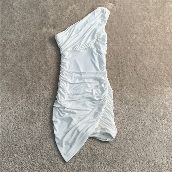 Dresses & Skirts - Women’s White Pencil Off Shoulder Mini Dress